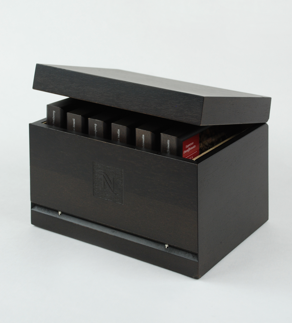 nespresso fine dinning box, packaging design, dégustation et collection de café grands crus. chloé genet chloegenet.ch